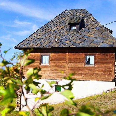 Cabin Menka Sirogojno Exterior photo